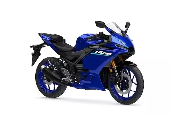 ヤマハ「YZF-R3 ABS」「YZF-R25 ABS」に新色登場 - Y2Kな「ライトグリーン」が鮮烈!
