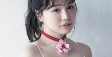 “ゆうこす”菅本裕子、ランジェリーショット公開　ピンクレースに谷間くっきり