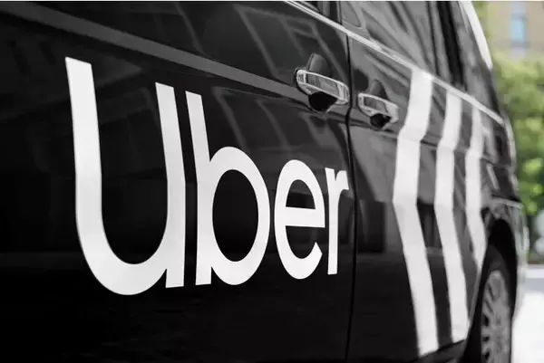 Uber Taxi、函館空港の新設「配車アプリのりば」で利用可能に