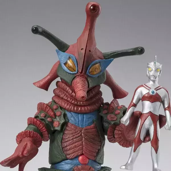 ウルトラマンA』ヒッポリト星人が劇中イメージそのままの可動 