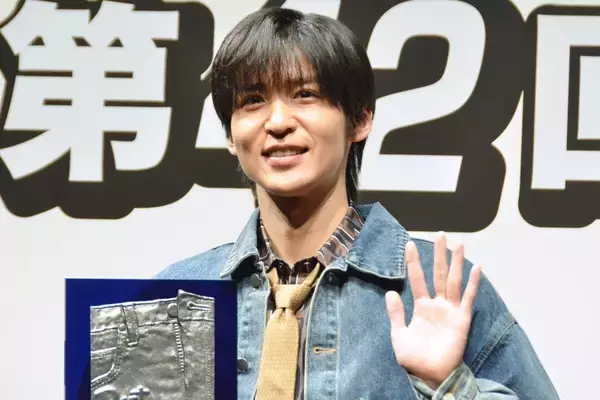 Snow Man目黒蓮、2年連続で愛犬にベストジーニスト受賞を報告　殿堂入りに意欲「来年もわんちゃんに…」