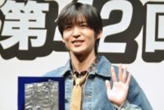 Snow Man目黒蓮、2年連続で愛犬にベストジーニスト受賞を報告　殿堂入りに意欲「来年もわんちゃんに…」