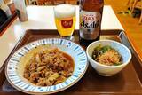「1000円くらいで1杯飲んで帰りたい 第12回 【すき家】米に合うものは酒にも合う! 牛皿＋瓶ビールのビールセットが最高すぎた」の画像1