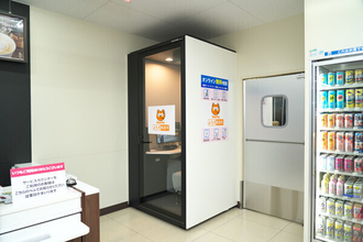 ローソン、今治市内に「Pontaよろず相談所」5店舗導入 - リモート接客システムで“日常生活のお悩み”が相談可能に