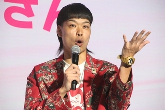 「パチスロが大好きなので…」2025年の休みはわずか“5日”多忙を極めるバッテリィズ・エース、苦渋の決断とは? 街中で見かける“めちゃくちゃ邪魔なもの”も明かす