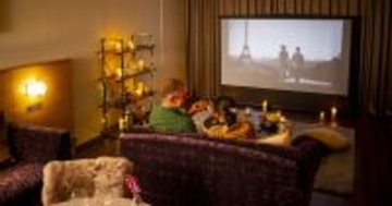 静寂な冬の軽井沢で、別荘のような贅沢な滞在を楽しめるラグジュアリーステイプラン