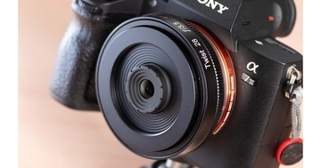 新品で買えるオールドレンズ！？　薄型レンズ「Lensbaby Twist 28」レビュー