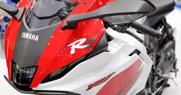 ヤマハの70周年を記念するバイク3台を深掘り! 今春発売のYZF-R7は細部まで確認