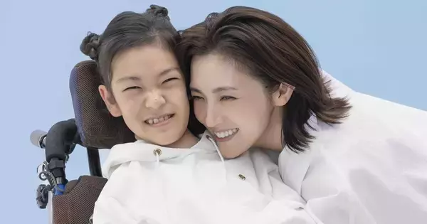 星野真里、難病の娘との日々をつづるエッセイ　タイトルに込めた「さいご」の意味とは