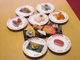 「中とろとうにが税別100円に!? スシローでお得に豪華な“すし初め”をしてきた」の画像1
