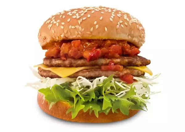 【ドムドムハンバーガー】「ケバブバーガー」発売 - 屋台めし風! ジューシーなWパティ×スパイス香る具沢山トマトソース