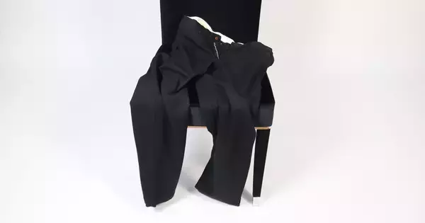 ブランド名品語り 第9回 モードの象徴・コムデギャルソン、初めての一着を選ぶなら