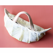 SNSで大反響! 超リアルな餃子バッグが作れるユザワヤ「中華飯店」生地が話題 -「ステキwww」「餃子バッグかわいいやん。。。」「これ作れたら幸せになれそう」の声