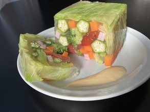 【華やかレシピ】1日分の野菜が摂れる?「野菜のテリーヌ」の作り方を紹介 – 農林水産省公式X
