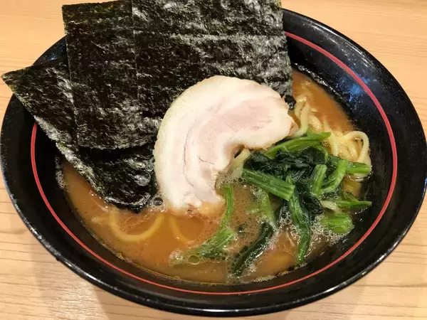 井手隊長の700円以下で旨いラーメンが食べたい!! 第88回 人気エリア・綱島駅徒歩1分! 濃厚ながらじんわり仕上げの激ウマ家系「麺場寺井」!