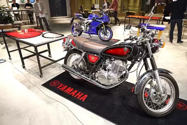 「SR400」や「YZF-R25」がオシャレな家具に!? バイクづくりの技術と職人魂を“カタチ”にする挑戦とは