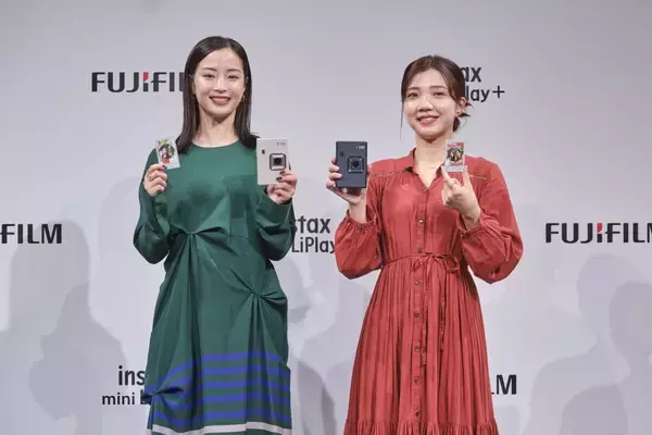 富士フイルム「instax mini LiPlay＋」発表。広瀬すずさん、３時のヒロイン・福田麻貴さん登壇の発表会