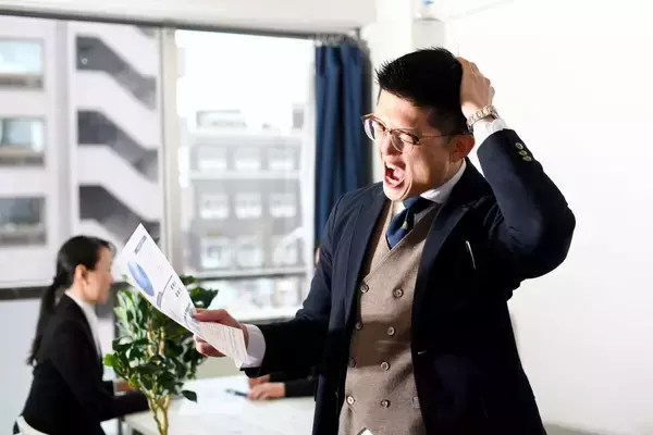 「現金支給だった頃、浮かれて……」ボーナス失敗エピソード集2025【310人に聞いた黒歴史】