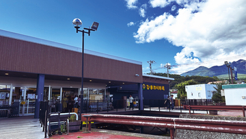 【ご当地スーパー】名物社長の熱血マイクパフォーマンスも面白POPも無料で楽しめる! 山梨県「ひまわり市場」
