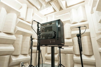 サイコム、静音PCの開発強化で無響室「Sycom Silent Master Lab.」導入。暗騒音9dB(A)