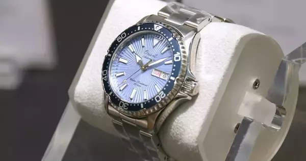 オリエント75周年記念、ダイバーデザイン「オリエントマコ」限定モデル【実機写真あり】