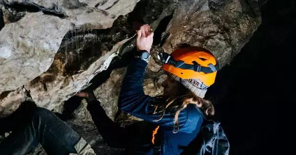 話したくなる腕時計トリビア 第53回 「洞窟探検をするために作られたロレックス」とはどんなモデル?