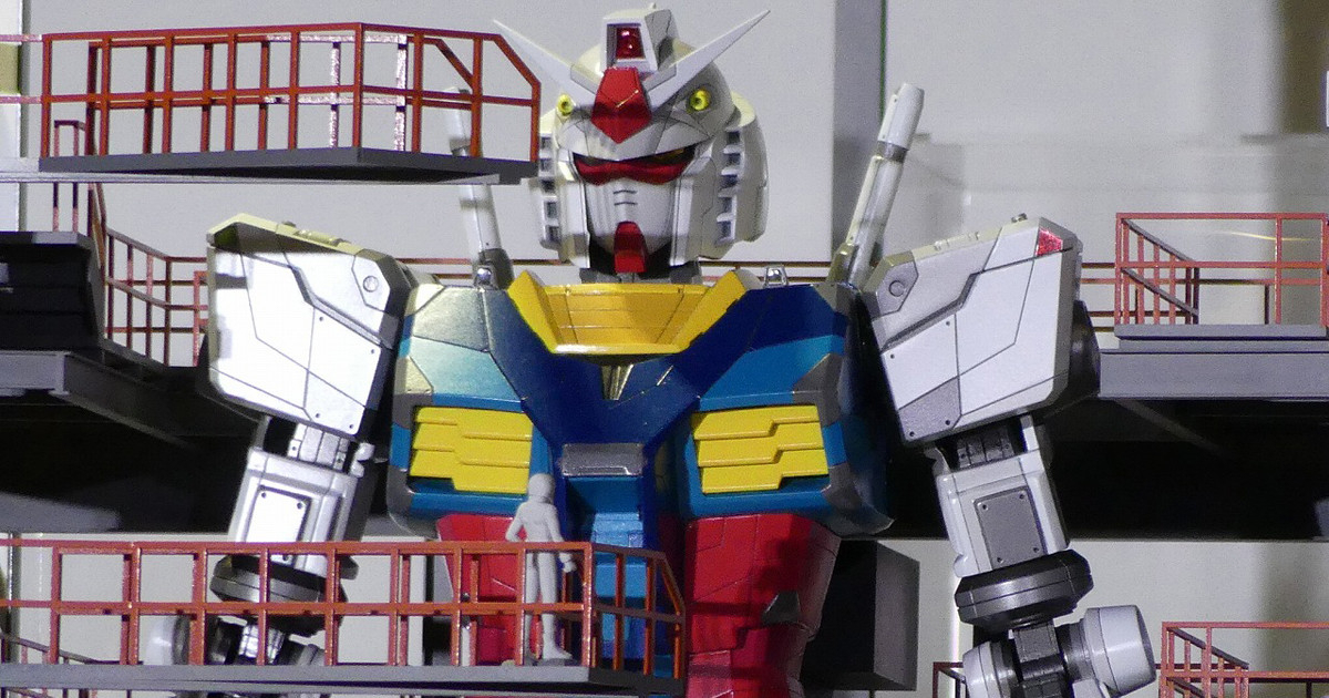 実物大の動くガンダム 10月1日より公開