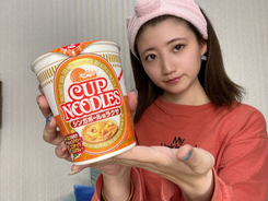 ネオ無職女子のラーメン忘備録 第7回 推し麺カップヌードル「シンガポール風ラクサ」