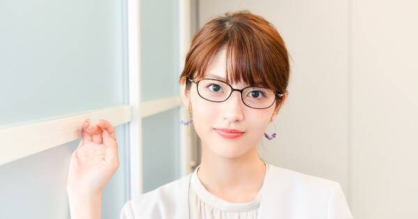 若月佑美 自分の笑顔が嫌い コンプレックスもバネに女優として奮闘 年9月28日 エキサイトニュース