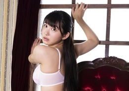 中川翔子 ダイエットして巨大化 な35歳 バストの膨らみ が注目のマト 年11月2日 エキサイトニュース