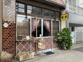 中央線「昭和グルメ」を巡る 第75回 中央線文化を凝縮したような喫茶店「珈琲の店 プチ」(吉祥寺)