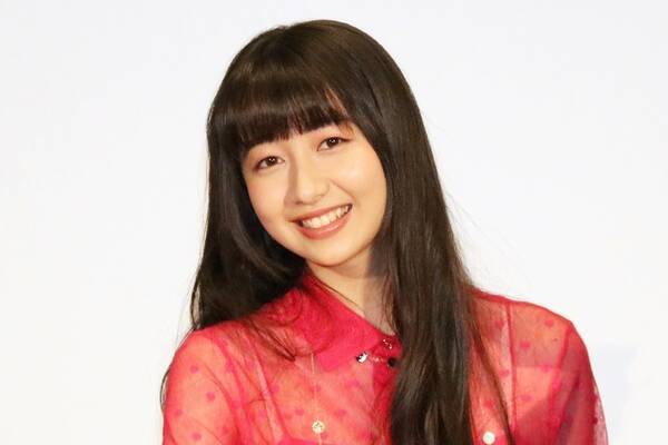 Cocomi シースルーワンピで魅了 声優デビュー作 心の栄養にしてもらえたら 21年6月13日 エキサイトニュース