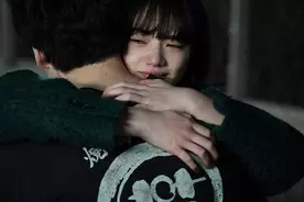 水原希子 小松菜奈とg Dragonの熱愛騒動でsnsフォローを外す 共演ng 犬猿の仲 の有名人 21年11月28日 エキサイトニュース