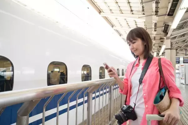 連絡、決済、マップ…、GW中のスマホ充電切れ、最も不安になるシーンは?