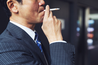 喫煙者7割「職場の分煙対策は十分」、非喫煙者の意見は?