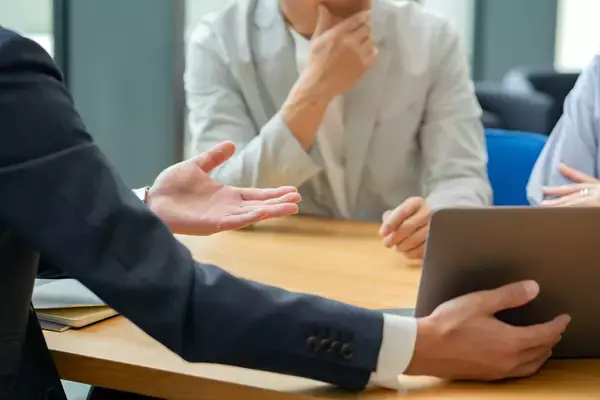 住宅ローンの疑問・お悩みに答えます 第17回 60代・リタイア目前の夫婦「退職金で繰上返済すべきか？老後資金を残すべきか？」