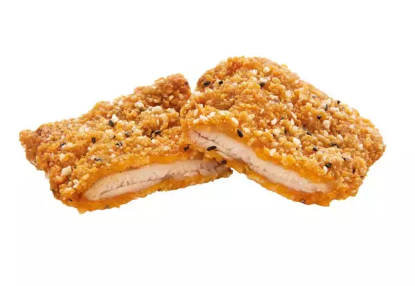 【ファミマ】ファミチキに「ごま山椒味」「ピッツァ味」「スモーキーペッパー味」が登場!? 「おうちでファミチキセット」も5年ぶり復活!
