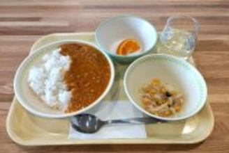 本物の「学校給食」が食べられるカフェであの頃の気持ちを取り戻してきた