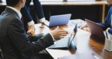 「ムダ話で3時間」から脱出。216社が試して98%成功した&quot;会議を早く終わらせる技術&quot;