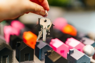 首都圏で「マンションより戸建て」が鮮明に。中古住宅の価格差3,120万円、購入希望者に変化