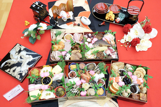 今年は和・洋・中から選べる!?「ローソンストア100の選べるおせち」発表