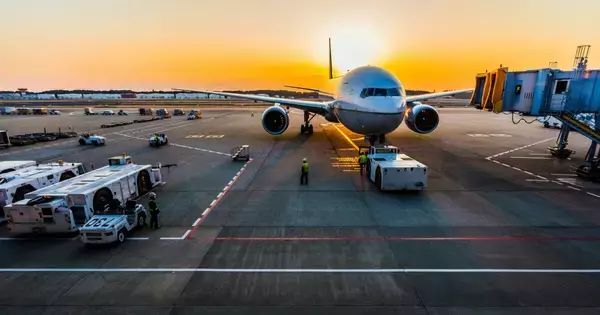 中国からインドへ――iPhone生産の移転で変わる「世界の空」の勢力図
