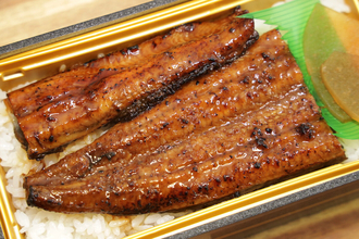 【実食レポ】2680円の価値あり! ファミマのガチ商品「鹿児島県産うなぎ蒲焼重」を食べてみた