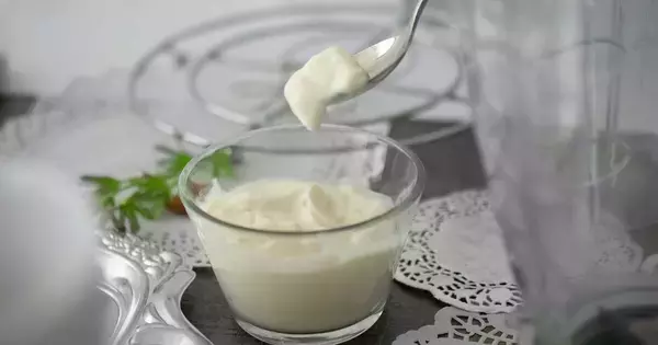 ヨーグルトは腸内環境を整える「最強の食べ物」？医師が語る真相