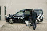 「Uberが車椅子対応のタクシー配車サービス「Uber Assist」を開始」の画像1