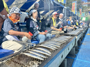 「目黒のさんま」はなぜ気仙沼産？ 倍率10倍の焼きサンマに人々が熱狂、30年続く交流の舞台裏