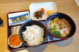 「資さんうどんに「モーニング」があるって知ってた? 614円で満腹の鬼コスパセットを実食」の画像1