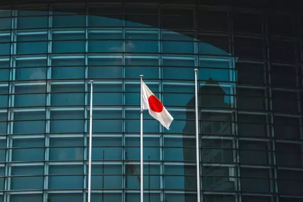 【日本株人気ランキングTOP30】キオクシア首位、JX金属2位　AI・半導体関連に人気集中