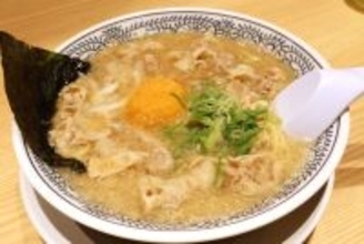 好きなラーメンチェーン1位「丸源ラーメン」はひとくち目が衝撃……「これ何ラーメン?」【実食レポ】