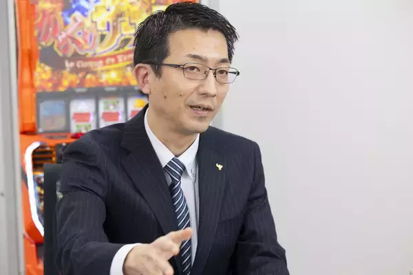 「これが当たっていなかったら、私はここにいない」――初代『パチスロ からくりサーカス』誕生秘話と逆襲の舞台裏　PS開発部次長が背水の陣で挑んだ“スマスロ新時代の勝ち筋”